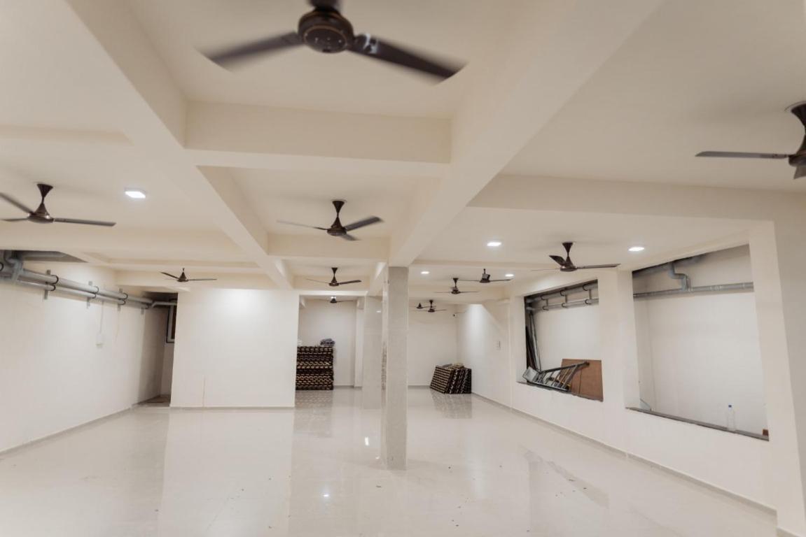 Hotel Ayodhya Virpur 외부 사진
