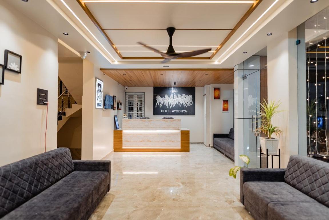 Hotel Ayodhya Virpur 외부 사진